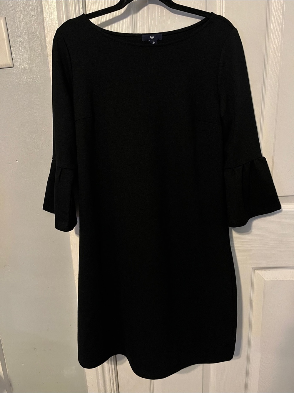 GAP Black 3/4 Bell Sleeve Midi Sheath Dress